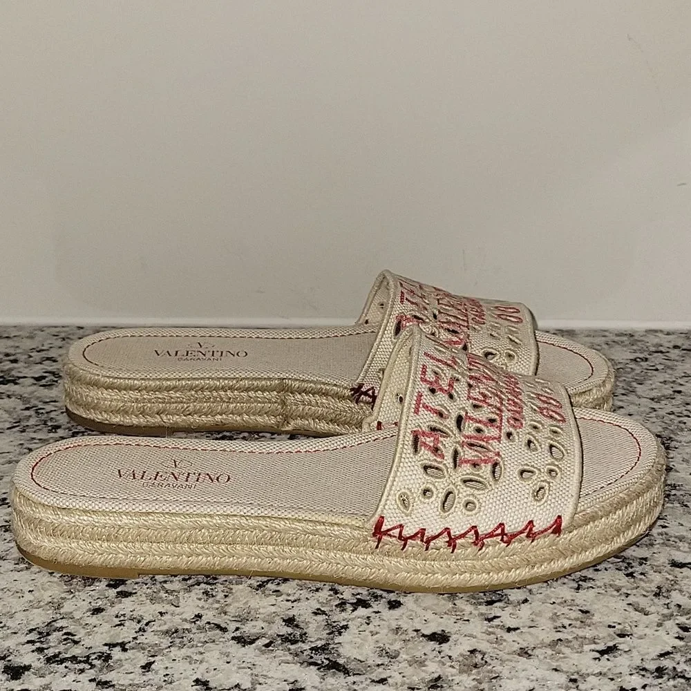 VALENTINO GARAVANI Atelier Eyelet Flat Espadrille Slide Sandals Natural 37.5